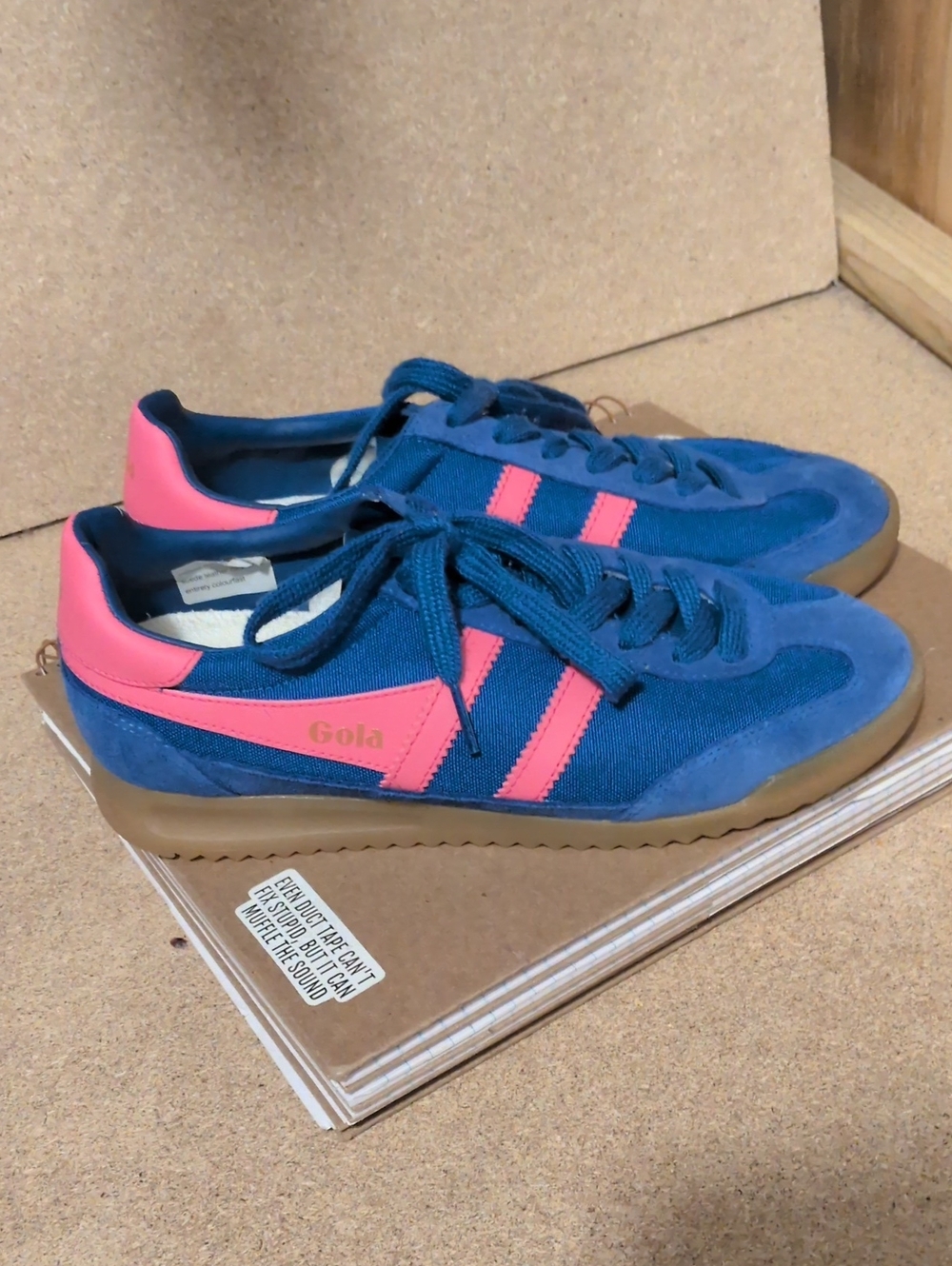 Gola Women's Blue & Pink Stonedasher Sneakers
